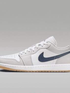 Air Jordan 1 Low M 9.5